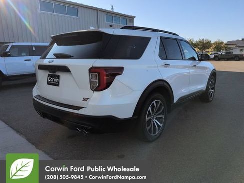 Used 2020 Ford Explorer ST w/ Premium Technology Package AWD/4WD image 3