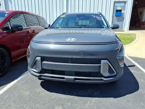 Used 2024 Hyundai Kona SEL AWD/4WD image 10