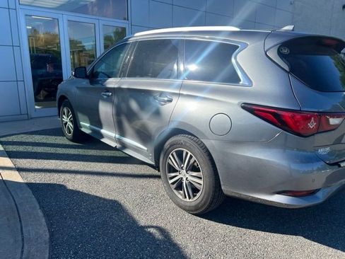 Used 2018 INFINITI QX60 Luxe w/ Premium Plus Package AWD/4WD image 3