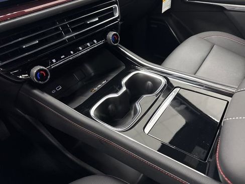 New 2026 Chevrolet Traverse Z71 w/ Enhanced Driving Package image 20