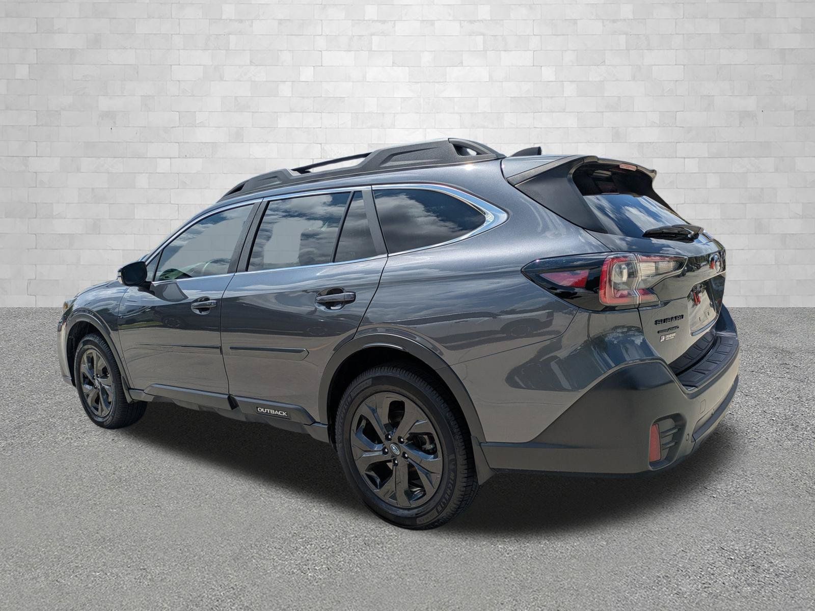Used 2020 Subaru Outback Onyx Edition XT AWD/4WD image 4