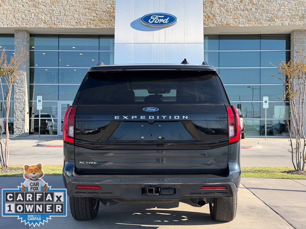 Used 2025 Ford Expedition Active AWD/4WD image 21