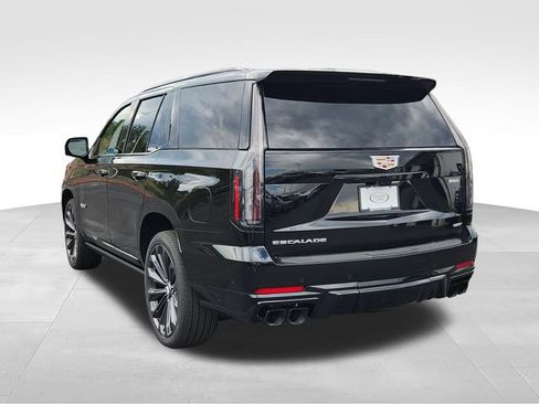New 2026 Cadillac Escalade V AWD/4WD image 3