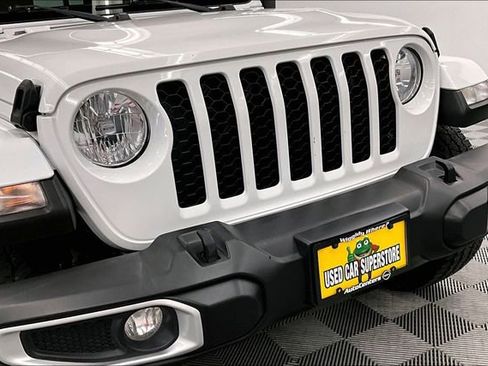 Used 2023 Jeep Gladiator Sport AWD/4WD image 33