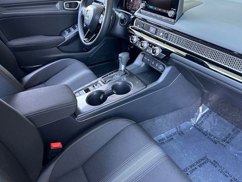 New 2025 Honda Civic Sport image 17