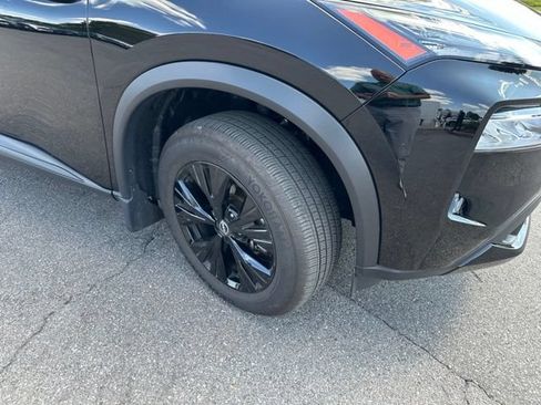 Certified 2023 Nissan Rogue SV w/ SV Premium B Package AWD/4WD image 10