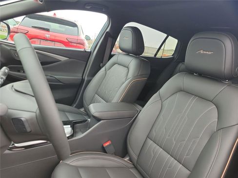 New 2026 Buick Envista Avenir image 16