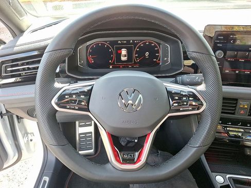 Certified 2025 Volkswagen Jetta GLI Autobahn w/ GLI Black Package image 20