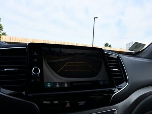 Used 2024 Honda Ridgeline RTL image 18