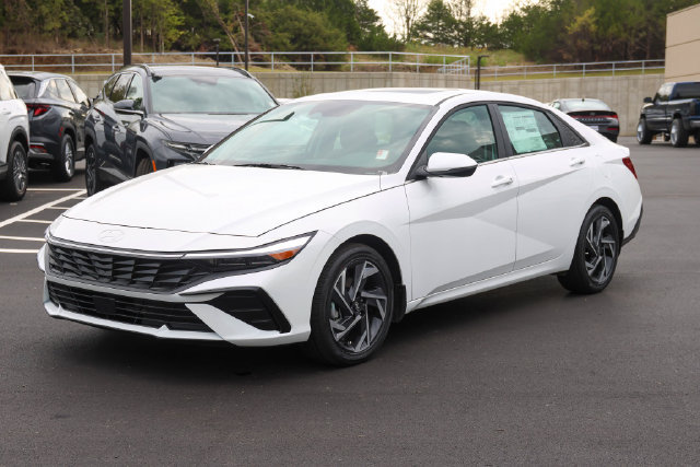 New 2026 Hyundai Elantra Limited FWD image 6