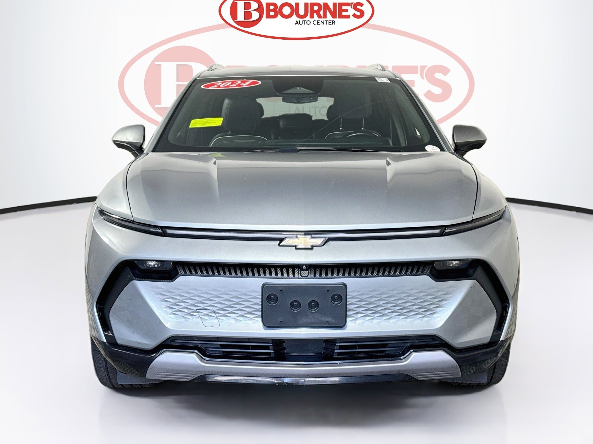 Used 2024 Chevrolet Equinox EV LT FWD image 4
