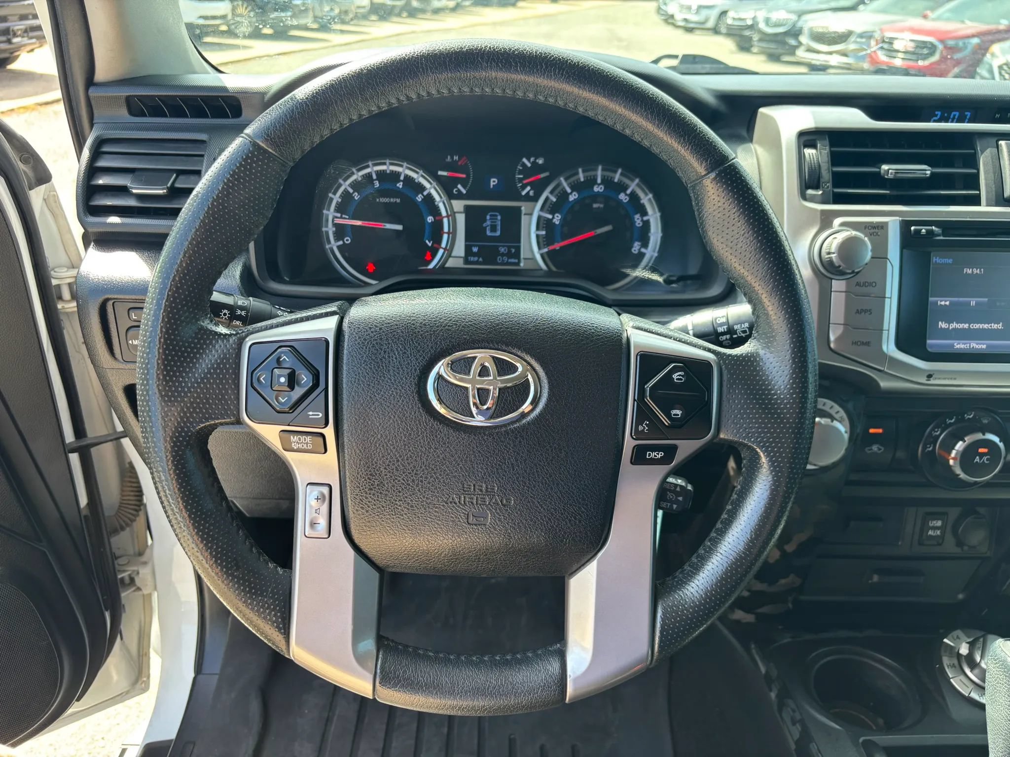 Used 2019 Toyota 4Runner SR5 AWD/4WD image 25