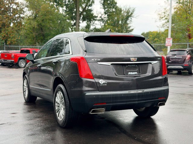 Used 2017 Cadillac XT5 Luxury w/ Driver Awareness Package AWD/4WD image 5