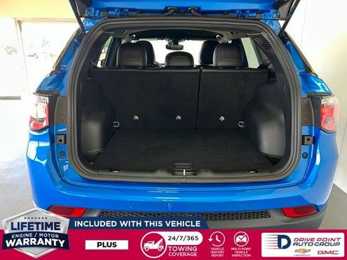 Used 2025 Jeep Compass Trailhawk image 35