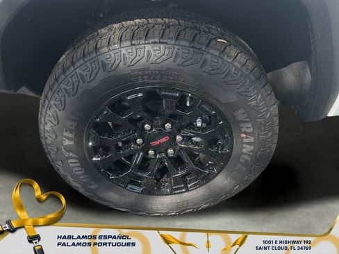 New 2026 GMC Canyon Elevation w/ Convenience Package image 10