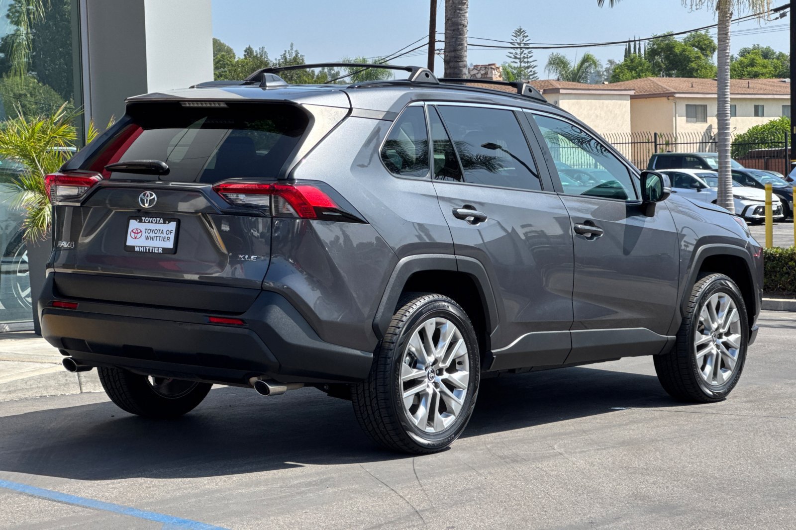 Used 2023 Toyota RAV4 XLE Premium FWD image 5