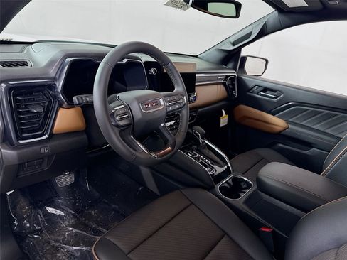 New 2026 GMC Canyon AT4 w/ Technology Plus Package image 4