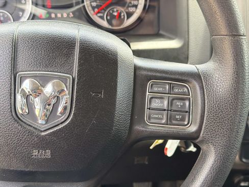 Used 2020 RAM 1500 Tradesman w/ Chrome Plus Package RWD image 31