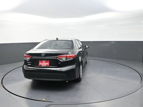 Used 2024 Toyota Corolla LE FWD image 68