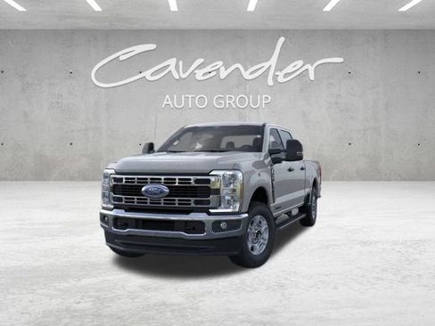 New 2026 Ford F250 XLT w/ FX4 Off-Road Package image 2