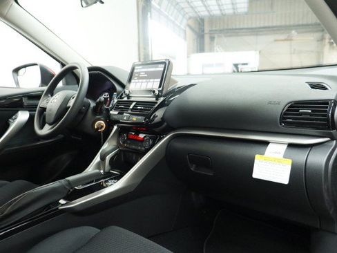 New 2026 Mitsubishi Eclipse Cross ES AWD/4WD image 17