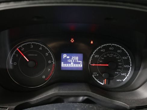 Used 2018 Subaru Crosstrek 2.0i AWD/4WD image 29