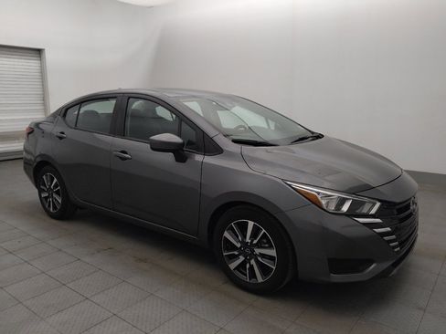 Used 2024 Nissan Versa SV FWD image 11