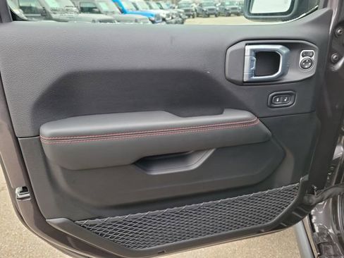 New 2026 Jeep Wrangler Unlimited Rubicon image 18