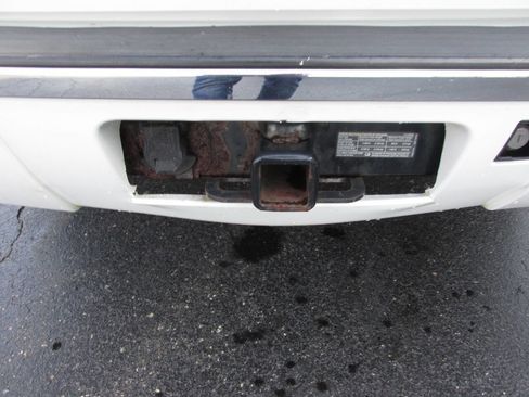 Used 2012 Chevrolet Suburban LTZ AWD/4WD image 41