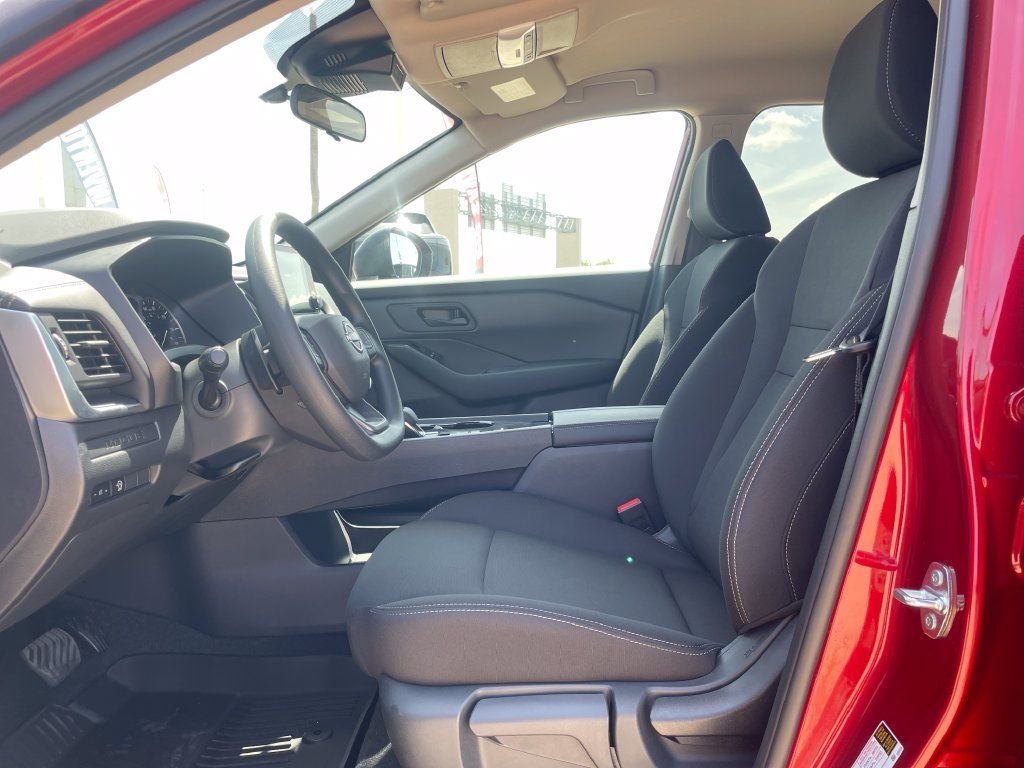 Certified 2026 Nissan Rogue S FWD image 23