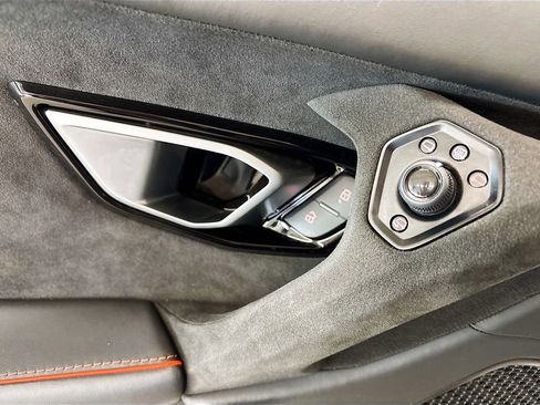 Used 2024 Lamborghini Huracan Tecnica RWD image 23