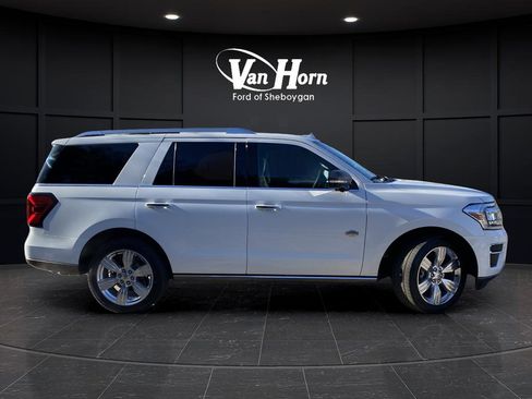 Used 2023 Ford Expedition King Ranch image 2