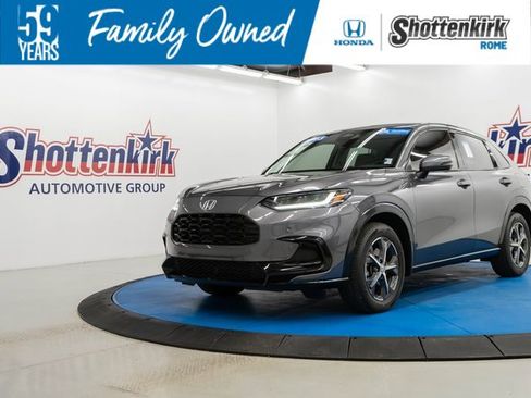 Certified 2023 Honda HR-V EX-L image 1