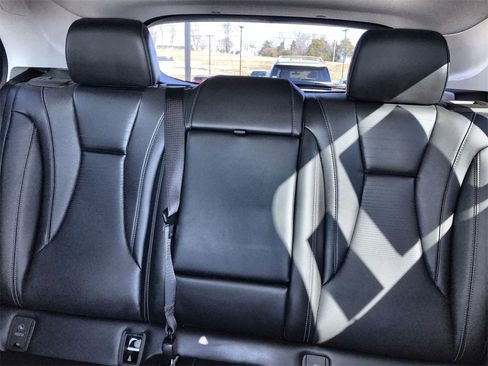 Used 2025 Buick Envision Preferred image 22