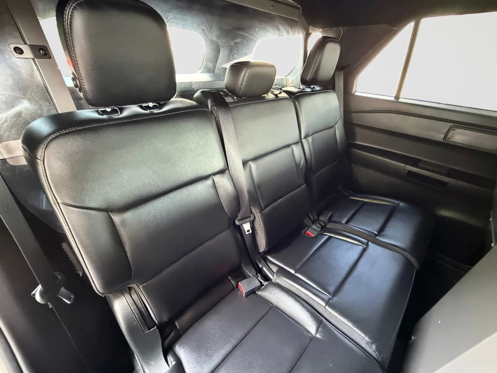 Used 2020 Ford Explorer 4WD Police Interceptor image 16