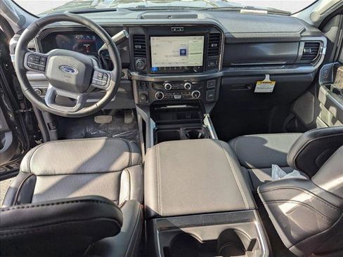 New 2025 Ford F250 Lariat w/ Lariat Ultimate Package image 14