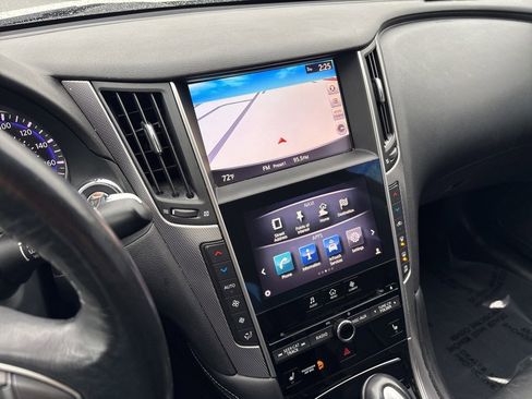 Used 2016 INFINITI Q50 3.0t Premium w/ 3.0T Premium Plus Package image 17