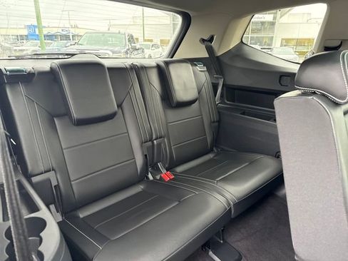 Used 2022 Volkswagen Atlas SE w/ Panoramic Sunroof Package image 15