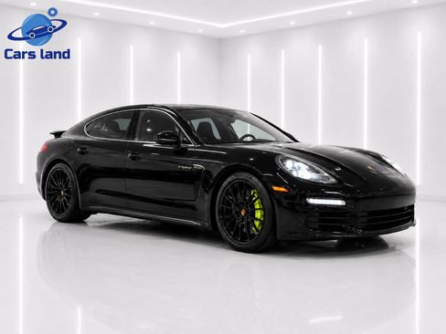 Used 2014 Porsche Panamera S w/ Premium Package Plus RWD image 2