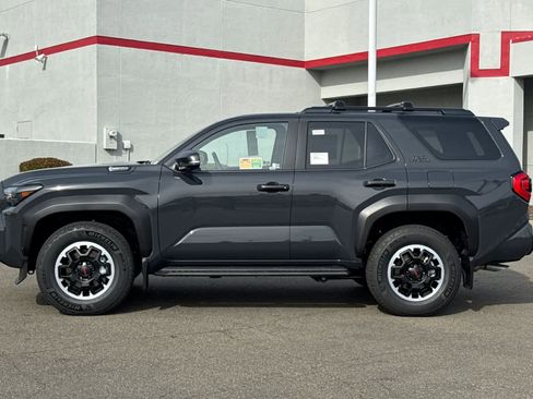 New 2026 Toyota 4Runner TRD Off-Road Premium AWD/4WD image 5