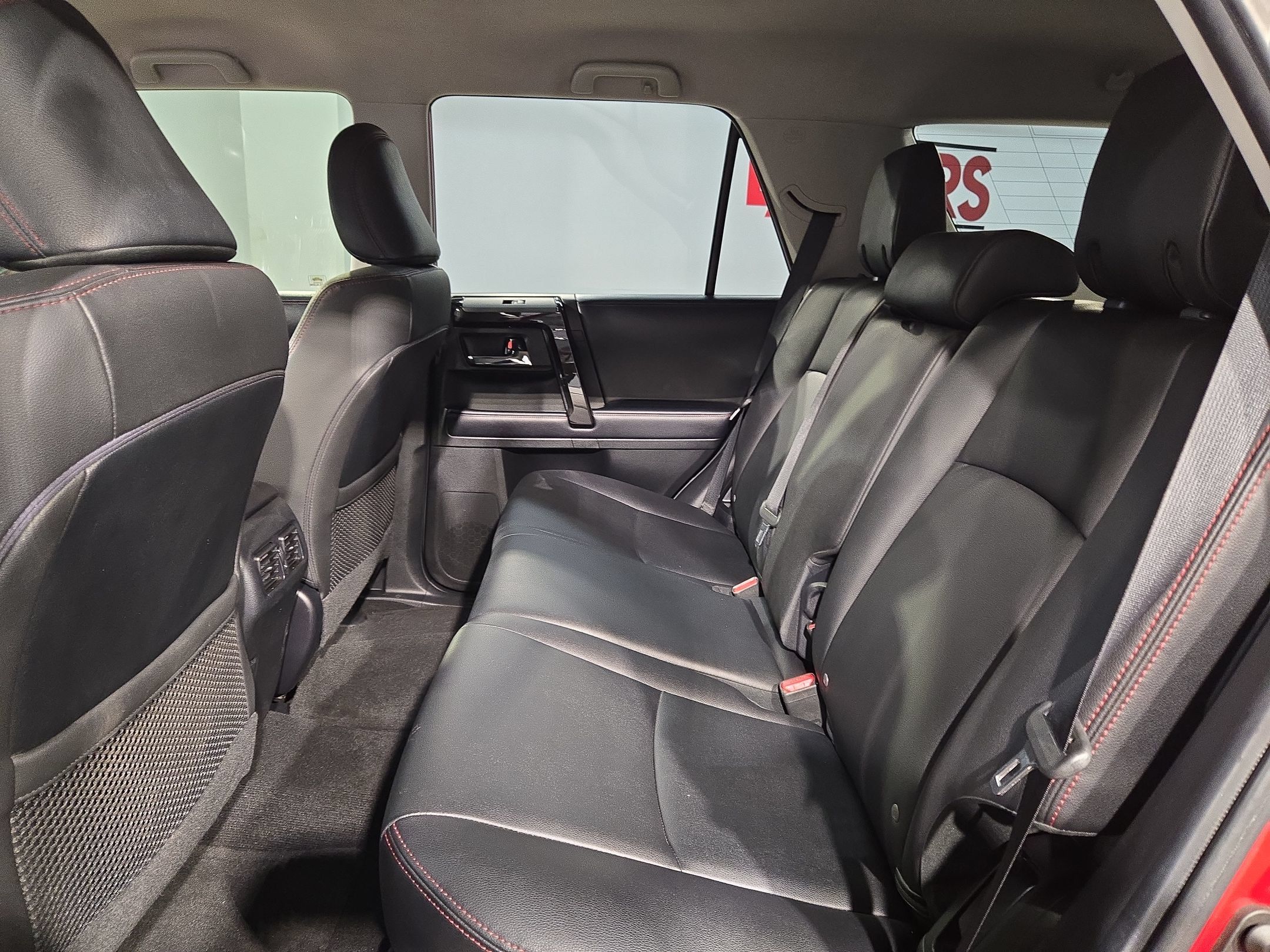 Used 2019 Toyota 4Runner TRD Off-Road Premium AWD/4WD image 35