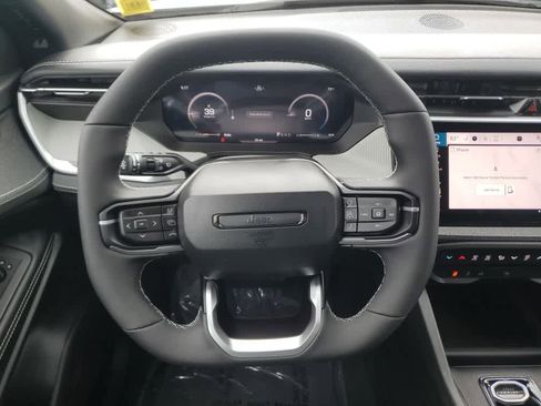 New 2026 Jeep Cherokee Laredo image 19