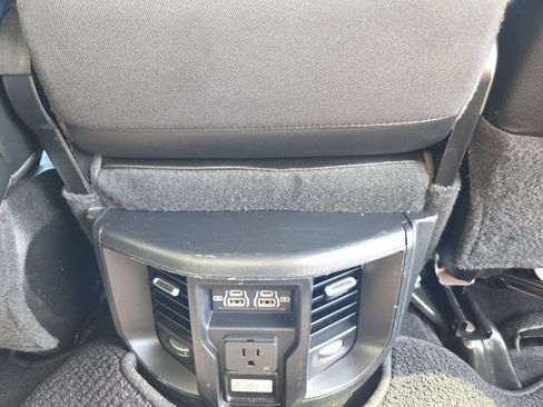 Used 2024 RAM 2500 Laramie AWD/4WD image 29