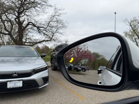 Used 2023 Honda Accord EX image 27