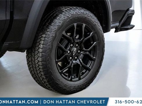 Used 2024 Chevrolet Colorado Trail Boss w/ LPO, Dark Essentials Package image 36