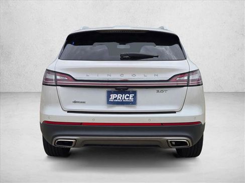 Used 2019 Lincoln Nautilus Select w/ Cargo Utility Package FWD image 6