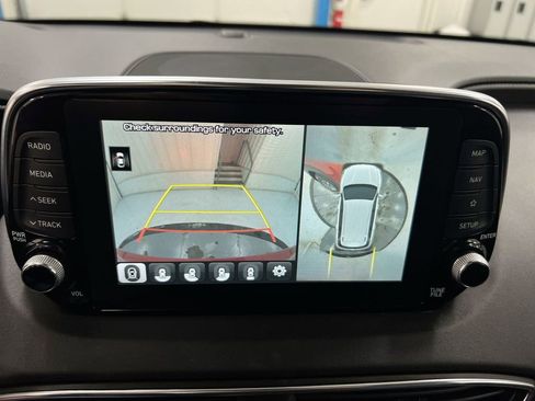 Used 2020 Hyundai Santa Fe Limited image 16