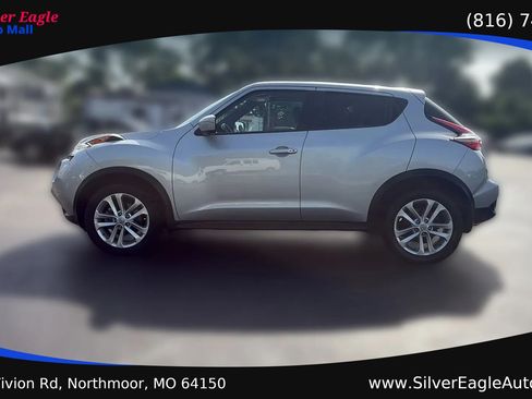 Used 2015 Nissan Juke SV w/ Technology Package FWD image 2