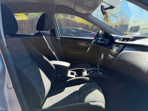 Used 2016 Nissan Rogue S image 21