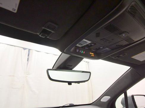 Used 2023 Cadillac XT6 Sport image 30